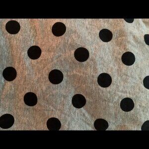 FOREVER 21 GRAY POLKA DOT CROP TOP